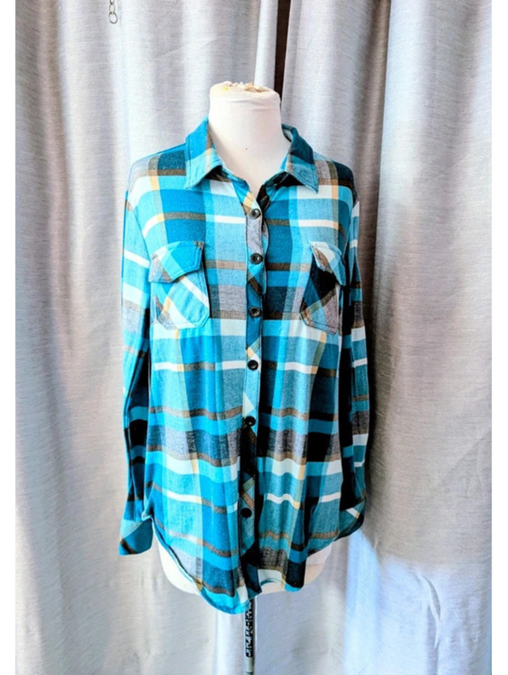 SOLD Blue Plaid Stretch Button Up Shirt XL